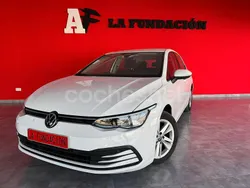 Blanco Usado 2021 VW Golf VIII Life Berlina | 18.490 € (Precio justo)