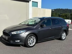 Gris / plata Usado 2015 Ford Focus Trend Familiar | 10.500 € (Precio justo)