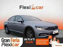 Gris Usado 2020 VW Passat Berlina | 16.790 € (Super precio)