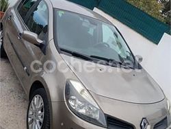 Beige Usado 2009 Renault Clio II Exception Berlina | 6340 € (Caro)