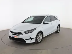 Blanco Usado 2023 Kia Ceed Utilitario | 17.599 € (Precio justo)