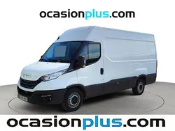 Blanco Usado 2023 Iveco Daily Berlina | 25.628 € (Buen precio)