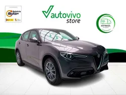 Gris Usado 2023 Alfa Romeo Stelvio Super SUV | 39.900 € (Precio justo)