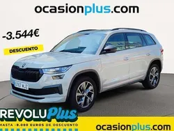 Gris Usado 2023 Skoda Kodiaq SportLine SUV | 35.446 € (Caro)