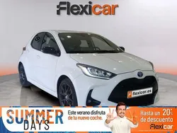 Blanco Usado 2022 Toyota Yaris Hybrid Style Berlina | 20.790 € (Precio justo)