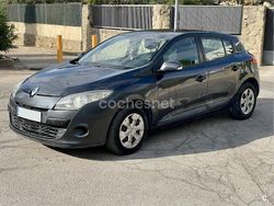 Gris / plata Usado 2009 Renault Mégane Dynamique Berlina | 3500 € (Buen precio)