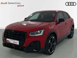 Rojo Usado 2025 Audi Q2 SUV | 39.350 € (Un poco caro)