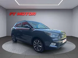 Gris Usado 2016 Ssangyong Tivoli Limited SUV | 11.499 € (Precio justo)