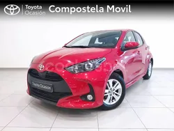 Rojo Usado 2024 Toyota Yaris Berlina | 18.990 € (Precio justo)