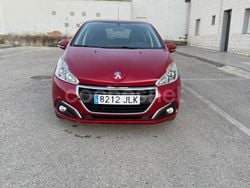 Granate Usado 2016 Peugeot 208 Style Utilitario | 4990 € (Buen precio)
