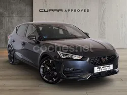 Gris / plata Usado 2024 Cupra Leon Berlina | 26.490 € (Precio justo)