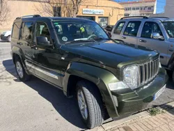 Verde Usado 2008 Jeep Cherokee Limited SUV | 8900 €