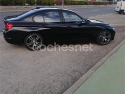 Azul Usado 2013 BMW 330 Luxury Line Berlina | 15.900 €