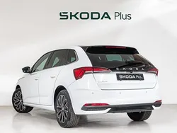 Blanco Usado 2024 Skoda Scala Utilitario | 22.400 € (Caro)