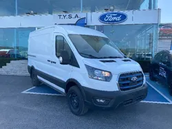 Blanco Usado 2023 Ford Transit Trend Monovolumen | 49.990 €
