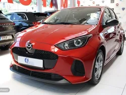 Rojo Nuevo 2025 Mazda 2 Exclusive-Line | 23.000 € (Precio justo)