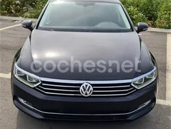 Negro Usado 2017 VW Passat Advance Familiar | 15.950 € (Precio justo)