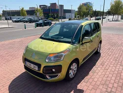 Verde Usado 2010 Citroën C3 Picasso Exclusive Monovolumen | 2500 € (Buen precio)
