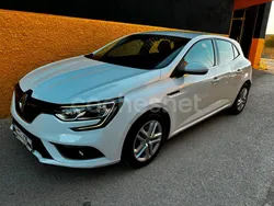 Blanco Usado 2019 Renault Mégane IV Business Berlina | 13.900 € (Precio justo)