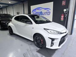 Blanco Usado 2022 Toyota Yaris Utilitario | 37.990 € (Caro)