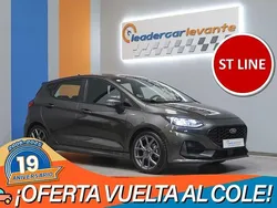 Gris Usado 2023 Ford Fiesta ST-Line Utilitario | 15.400 € (Precio justo)