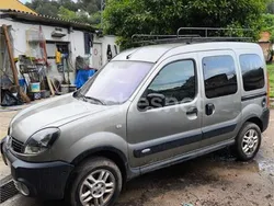 Gris / plata Usado 2009 Renault Kangoo Monovolumen | 2999 € (Buen precio)