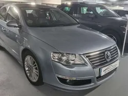 Azul Usado 2007 VW Passat Highline Familiar | 11.500 €