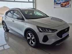 Plateado Usado 2024 Ford Focus Active Berlina | 20.995 € (Buen precio)