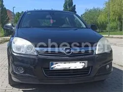 Negro Usado 2009 Opel Astra Edition Berlina | 4200 € (Buen precio)