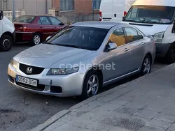 Gris / plata Usado 2004 Honda Accord Sport Berlina | 3250 € (Buen precio)