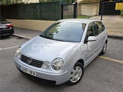Gris / plata Usado 2003 VW Polo Highline Berlina | 2500 € (Precio justo)