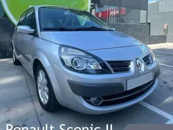 Plateado Usado 2009 Renault Scénic III Dynamique Monovolumen | 5500 € (Precio justo)