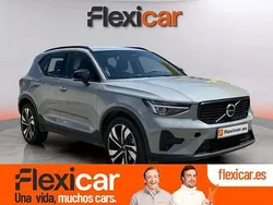 Gris Usado 2023 Volvo XC40 Plus SUV | 33.490 € (Precio justo)