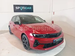 Granate Usado 2023 Opel Astra Berlina | 22.900 € (Un poco caro)