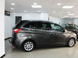 Gris / plata Usado 2016 Ford Grand C-Max Titanium Monovolumen | 11.499 € (Precio justo)