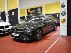 Negro Usado 2021 Mercedes E300 Familiar | 36.490 € (Precio justo)