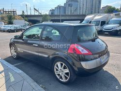 Negro Usado 2005 Renault Mégane II Authentique Berlina | 2900 €