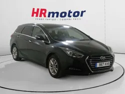 Negro Usado 2018 Hyundai i40 Familiar | 13.390 € (Precio justo)
