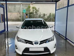 Blanco Usado 2014 Toyota Auris Hybrid Active Berlina | 14.000 € (Precio justo)