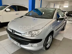 Gris / plata Usado 2004 Peugeot 206 CC Descapotable | 3990 €