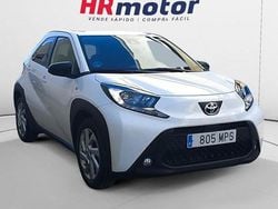 Usado 2024 Toyota Aygo Play Utilitario | 14.010 € (Precio justo)