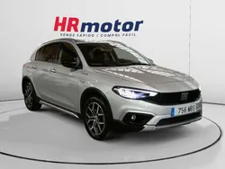 Gris Usado 2022 Fiat Tipo Cross Utilitario | 12.390 € (Buen precio)