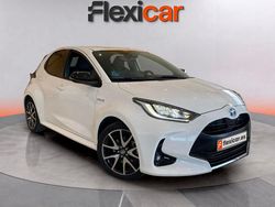 Blanco Usado 2021 Toyota Yaris Hybrid Style Berlina | 16.990 € (Buen precio)