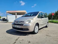 Gris / plata Usado 2006 Citroën Xsara Picasso Exclusive Monovolumen | 2800 € (Precio justo)