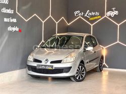 Gris / plata Usado 2007 Renault Clio II Authentique Berlina | 3500 € (Precio justo)