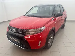 Rojo Nuevo 2024 Suzuki Vitara SUV | 24.999 €