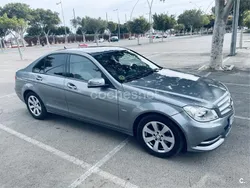 Gris / plata Usado 2011 Mercedes C180 Elegance Berlina | 9700 € (Precio justo)