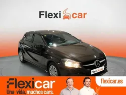 Amarillo Usado 2017 Mercedes A180 Utilitario | 14.190 € (Super precio)