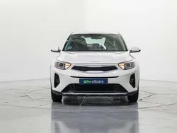 Blanco Usado 2022 Kia Stonic SUV | 14.090 € (Precio justo)