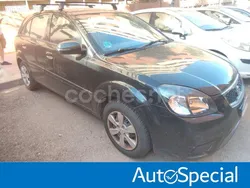 Negro Usado 2011 Kia Rio Active Utilitario | 5990 €